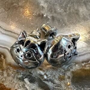 3011 Disney Silver Cat Earrings Mochi Big Hero 6